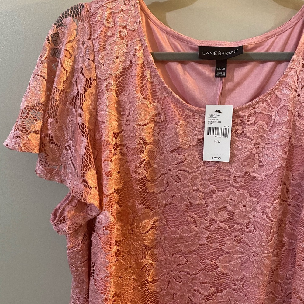 Flutter sleeve lace dress